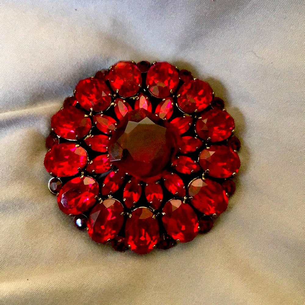 Dolce & Gabbana Crystal brooch.